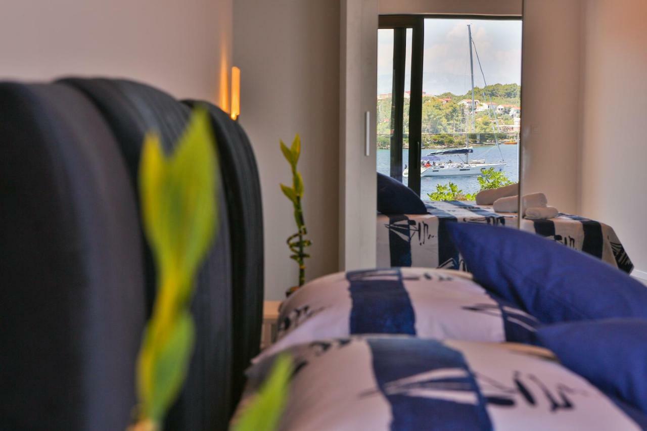 Hotel Paradise Punta Nečujam Buitenkant foto